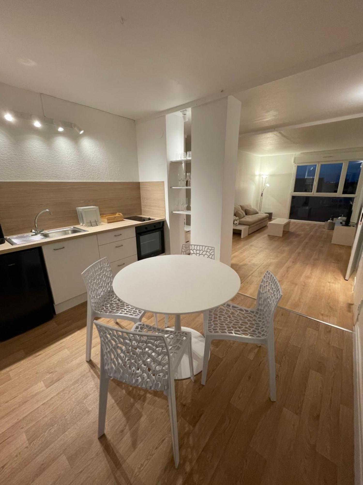 Lenahome Reims Exterior photo